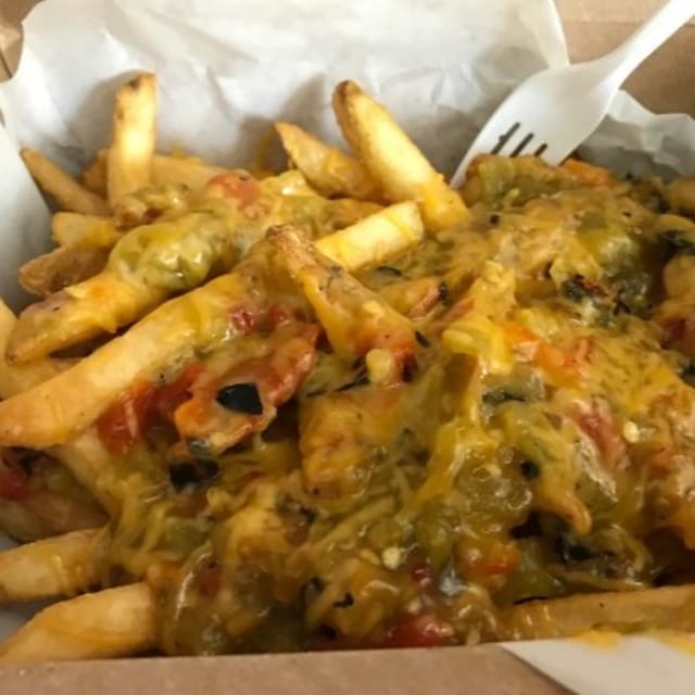 Green Chili Cheese Fries (Pork).